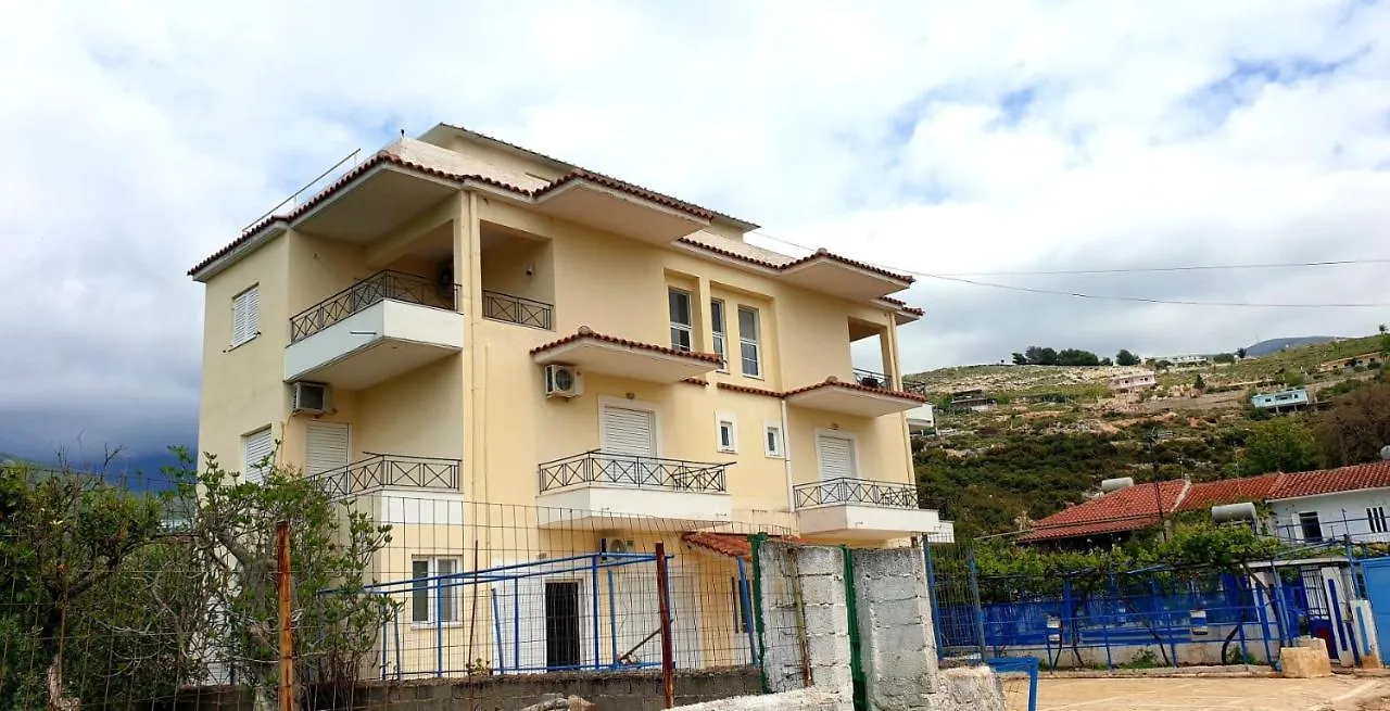 Marina Apartaments Himare Appartamento