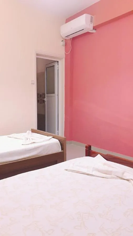Marina Apartaments Himare